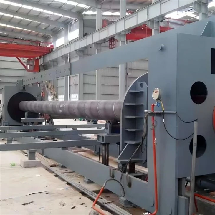 Pipe end beveling machine